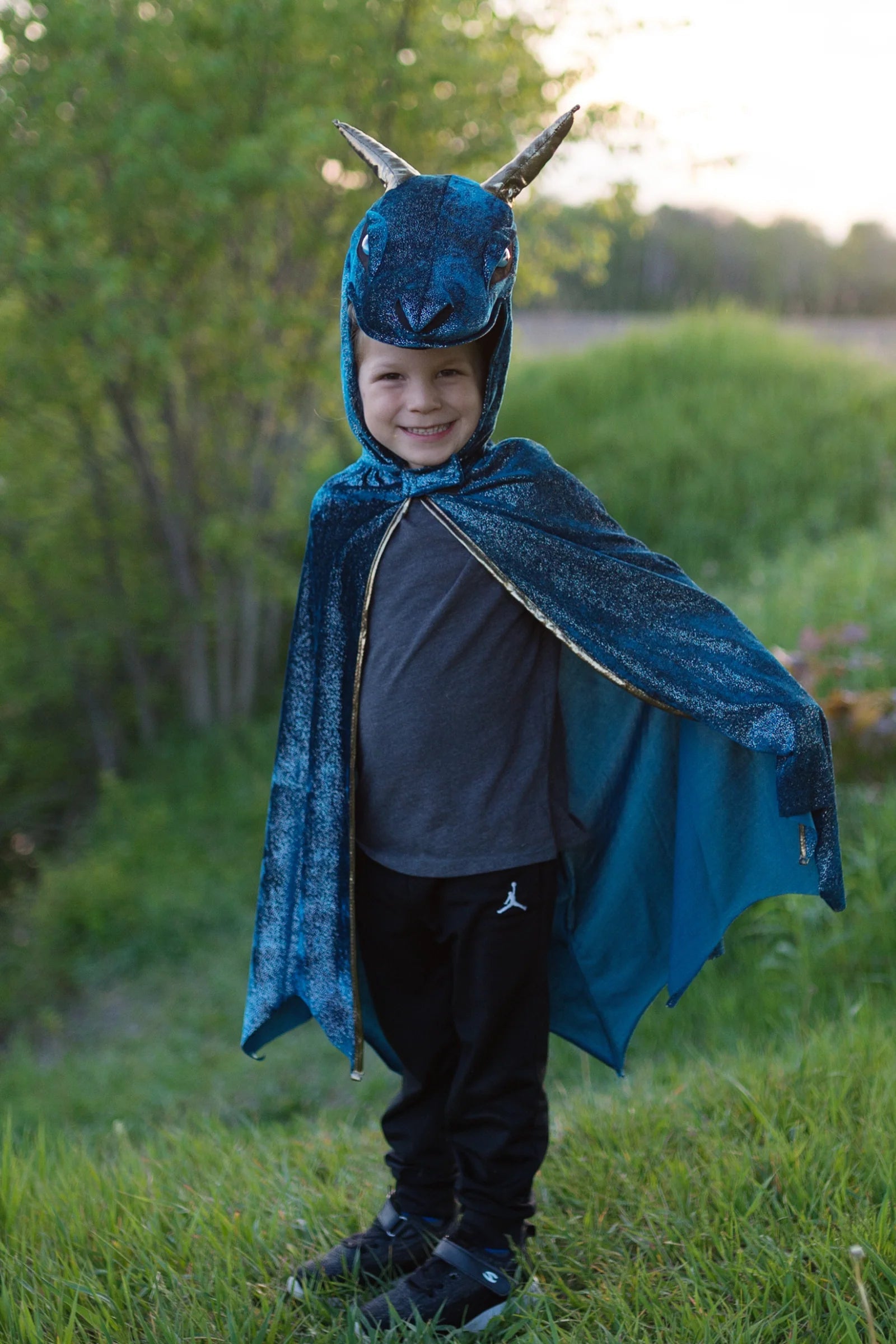 Cape dragon nuit étoilée GREAT PRETENDERS